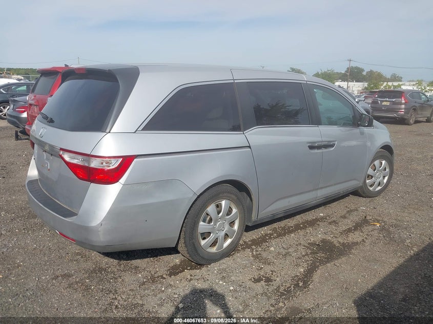 HONDA ODYSSEY 2013 VIN 5FNRL5H28DB028850