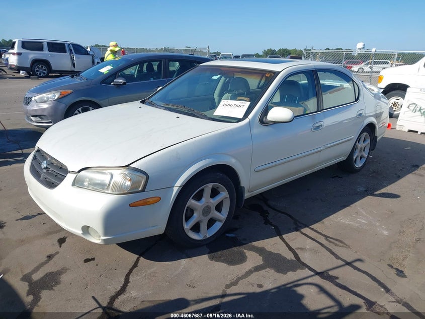 2000 NISSAN MAXIMA auction photo 2