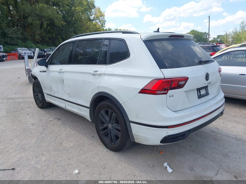 2022 VOLKSWAGEN TIGUAN auction photo 3