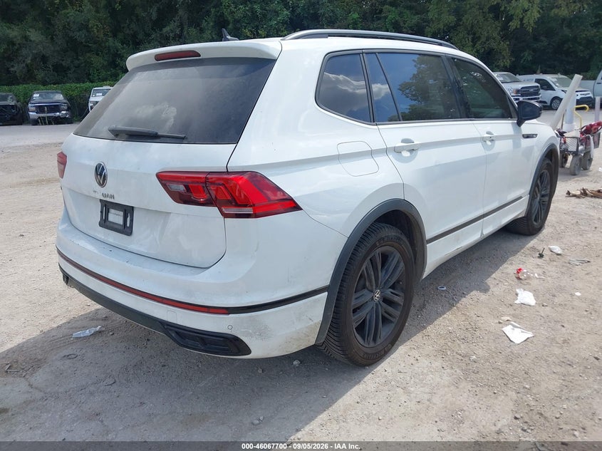 2022 VOLKSWAGEN TIGUAN auction photo 4
