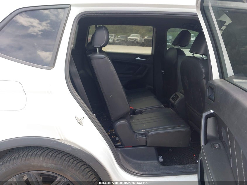 2022 VOLKSWAGEN TIGUAN auction photo 8