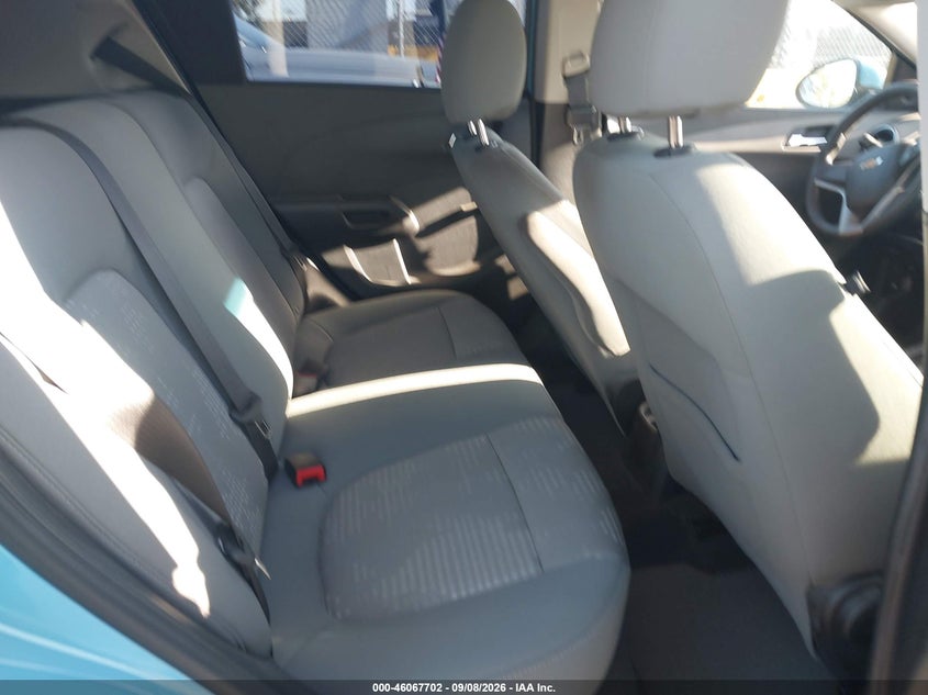 2014 CHEVROLET SONIC auction photo 8