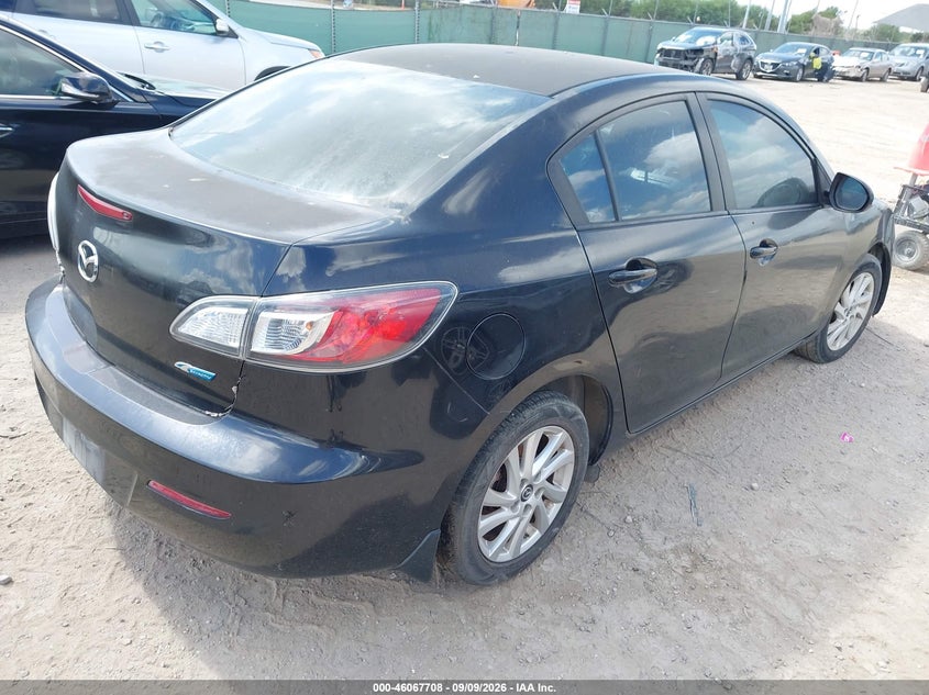 2013 MAZDA MAZDA3 auction photo 4