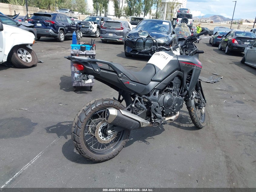 HONDA XL750 2024