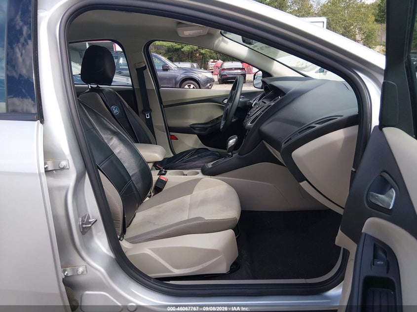2014 FORD FOCUS auction photo 5