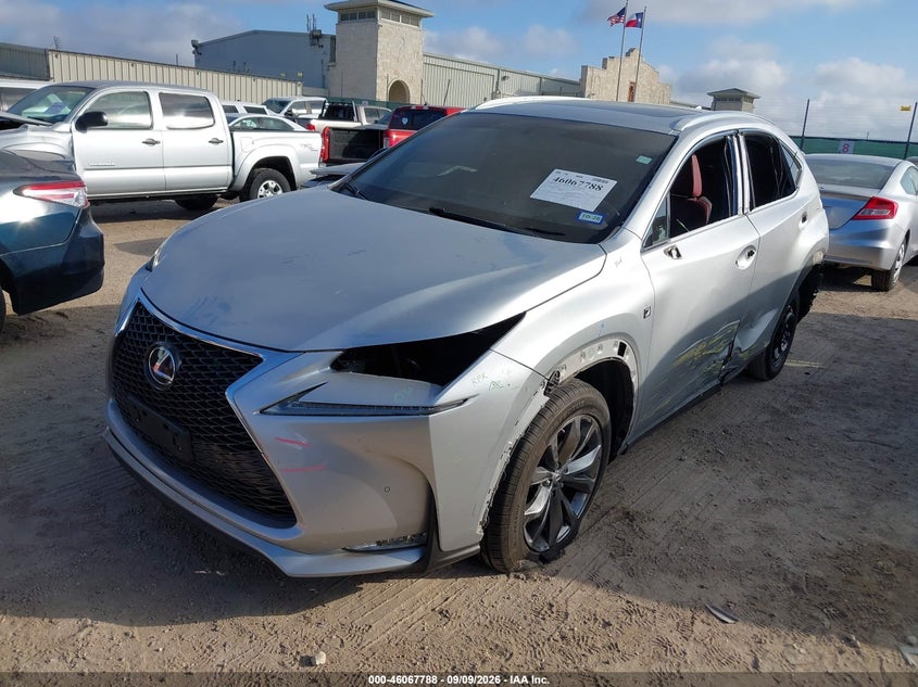 LEXUS NX 200T - zdjęcie 2
