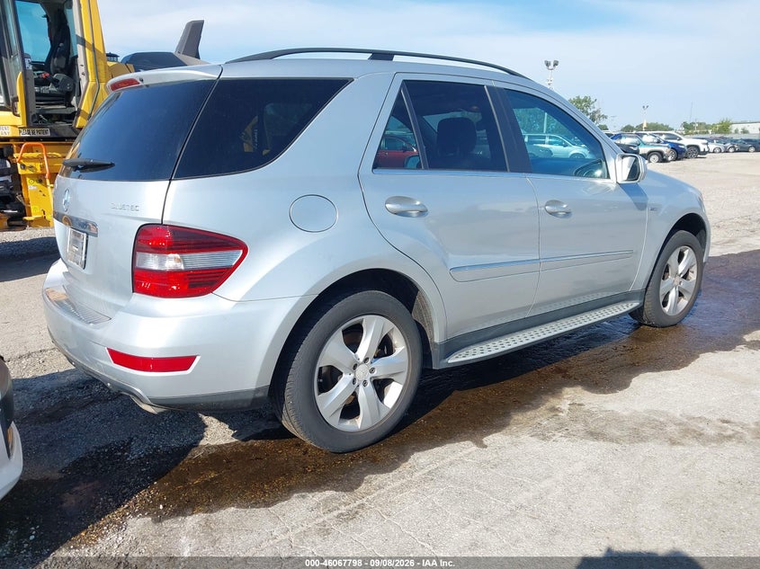 2010 MERCEDES-BENZ ML 350 BLUETEC — zdjęcie 4