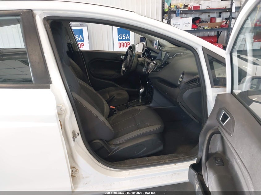 2015 FORD FIESTA auction photo 5
