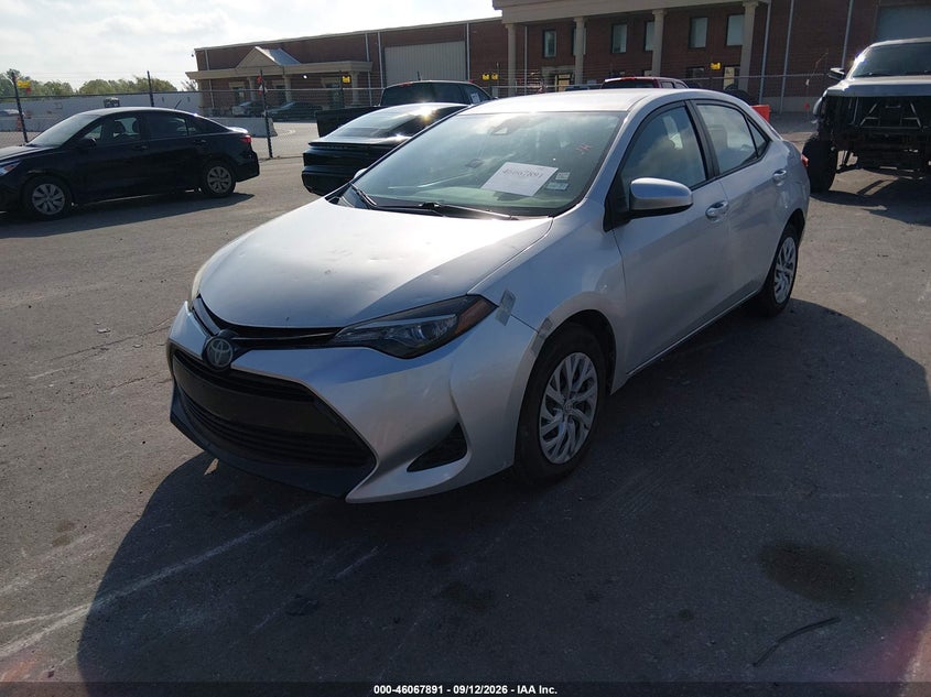 Vin: 5yfburhe2jp790913, lot: 46567419, toyota corolla le 20182