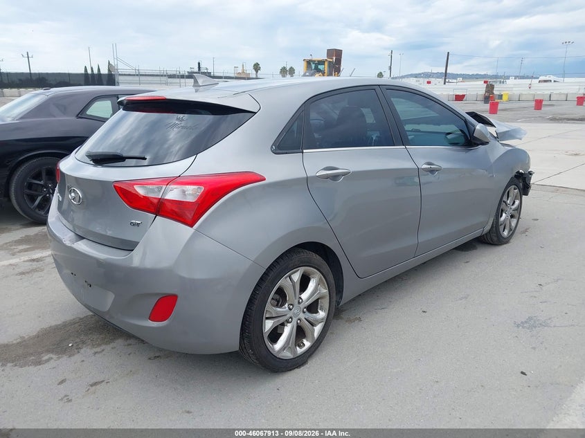 2013 HYUNDAI ELANTRA GT auction photo 4