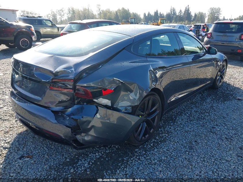 Vin: 5yjsa1e63mf431707, lot: 46567512, tesla model s plaid tri motor all-wheel drive 20214