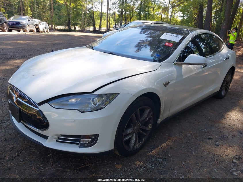 Vin: 5yjsa1h16ffp71940, lot: 46567513, tesla model s 60/70/85 20152