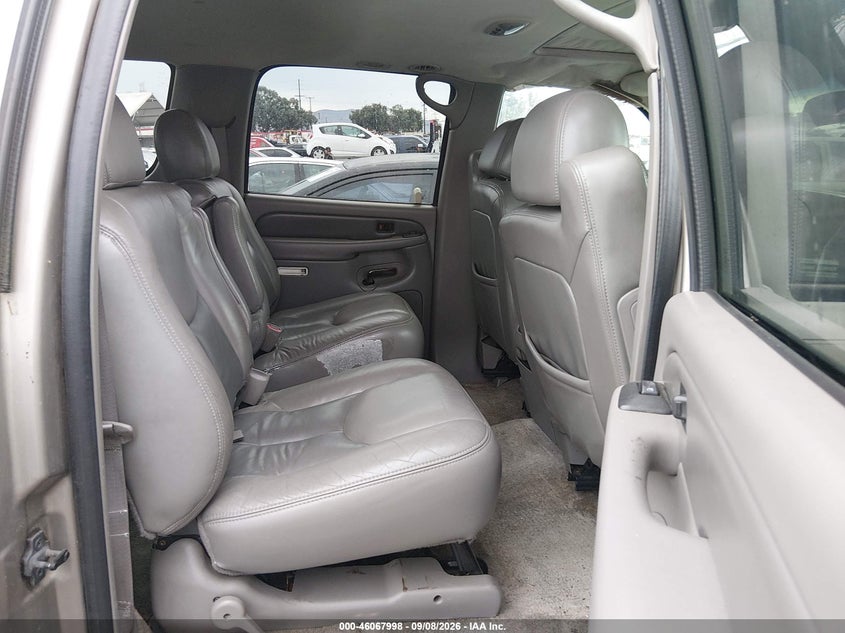 2003 GMC YUKON XL 1500 auction photo 8