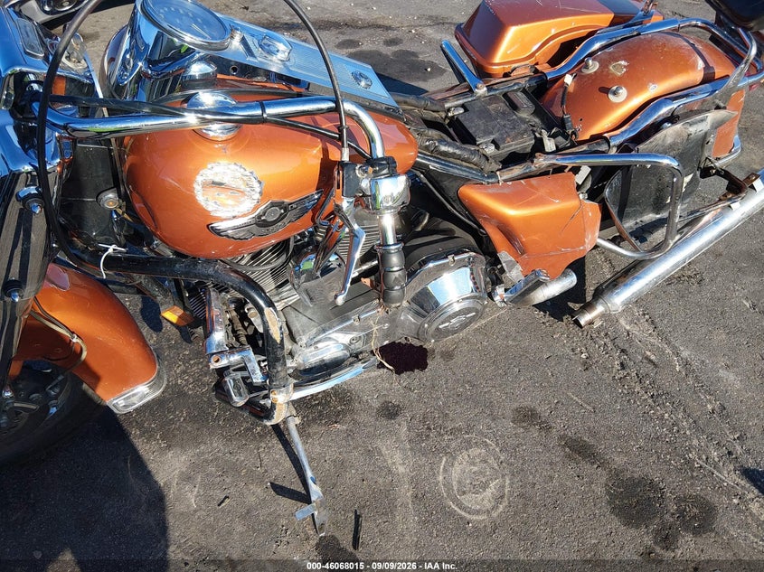 HARLEY-DAVIDSON FLHRI 2003