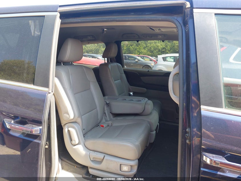 2015 HONDA ODYSSEY auction photo 8