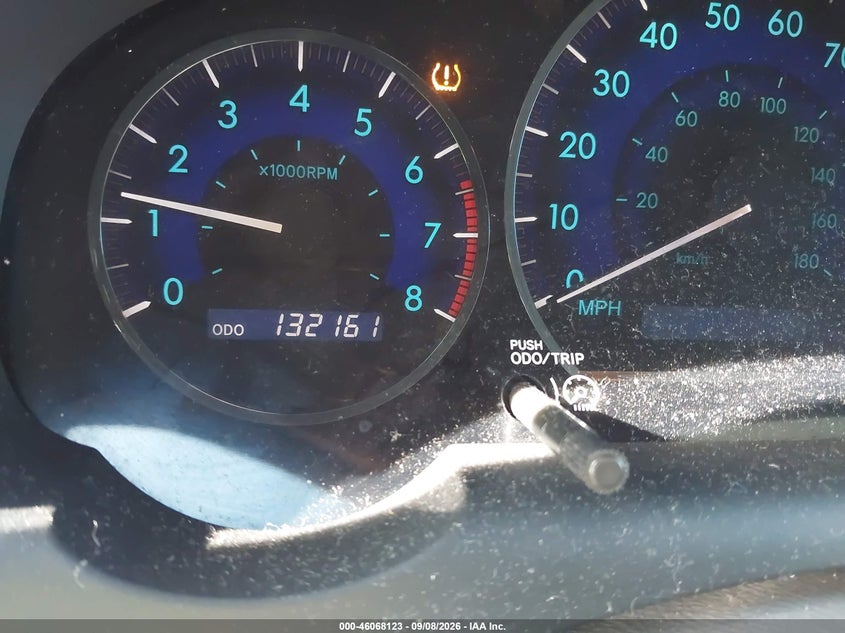 2007 TOYOTA SIENNA auction photo 7