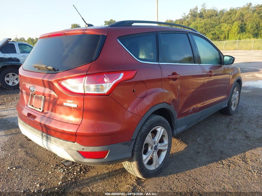 Vin: 1fmcu0gx4eud14024, lot: 46567679, ford escape se 20144