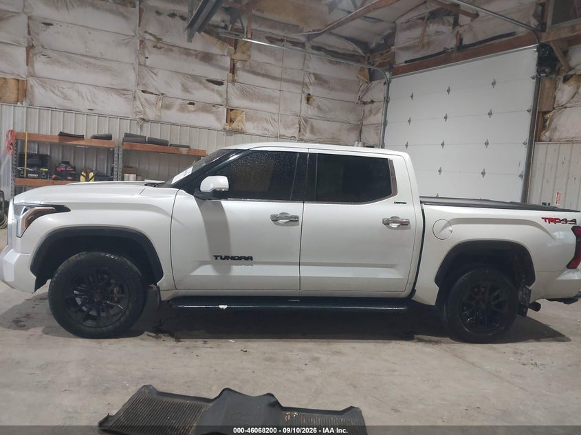 TOYOTA TUNDRA - zdjęcie 14