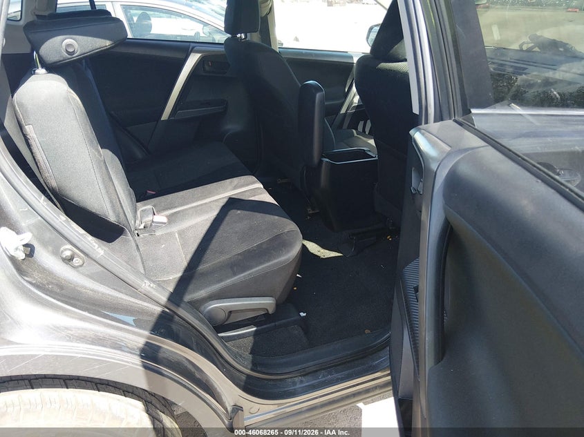 2014 TOYOTA RAV4 auction photo 8