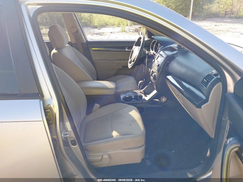 KIA SORENTO 2012 VIN 5XYKT3A11CG299506