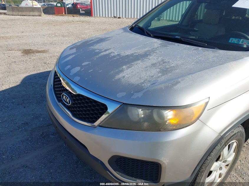 2012 KIA SORENTO auction photo 6