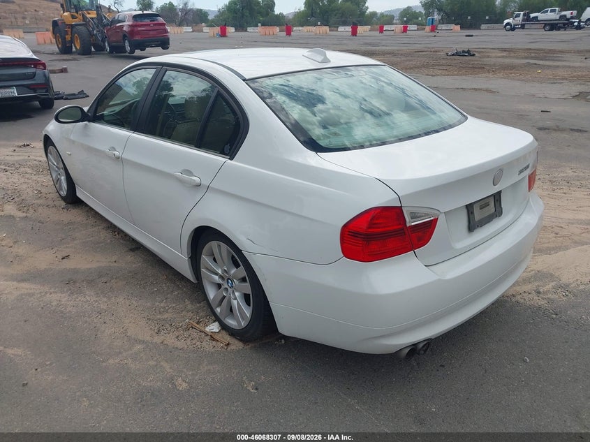 2007 BMW 328I auction photo 3