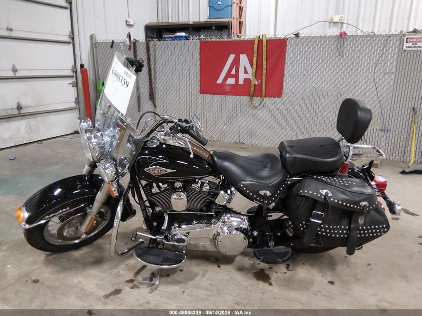 HARLEY-DAVIDSON FLSTC 2010