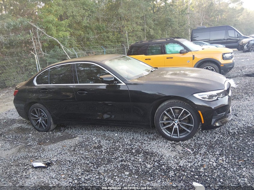 BMW 330I - zdjęcie 14