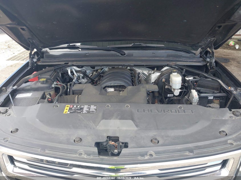 CHEVROLET SUBURBAN - zdjęcie 10