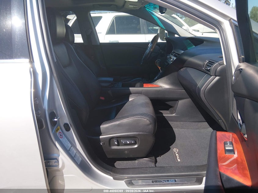 2010 LEXUS RX 350 auction photo 5
