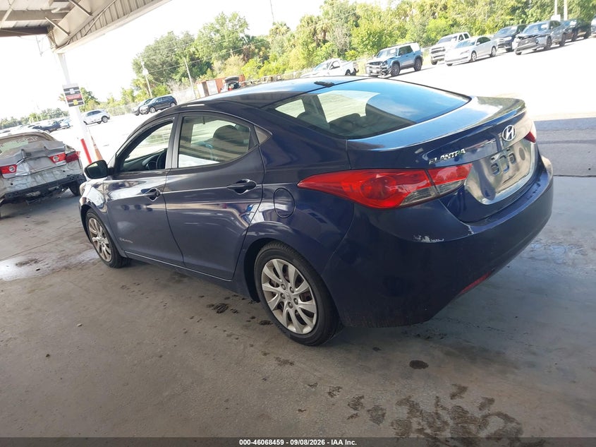 2011 HYUNDAI ELANTRA auction photo 3