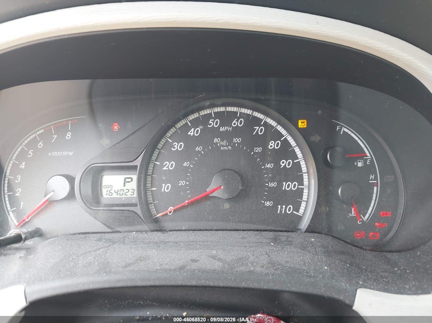2011 TOYOTA SIENNA auction photo 7