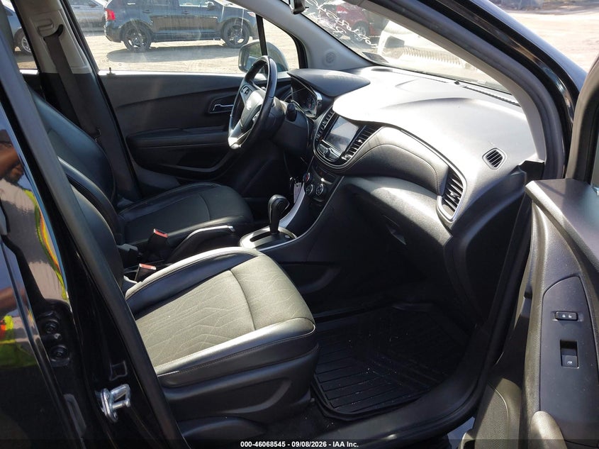 2020 CHEVROLET TRAX auction photo 5