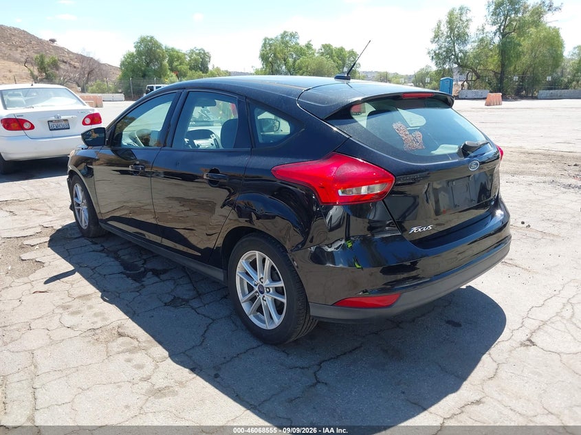 Vin: 1fadp3k26hl325118, lot: 46568082, ford focus se 20173