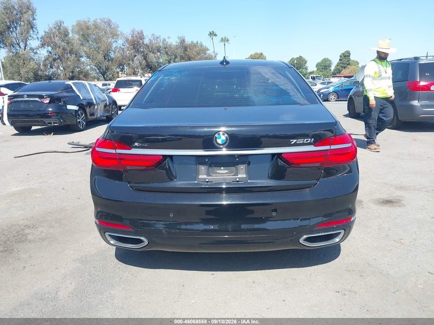 BMW 750I - zdjęcie 16