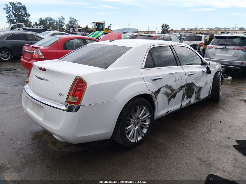 Vin: 2c3ca5cg5bh530595, lot: 46568092, chrysler 300 limited 20114