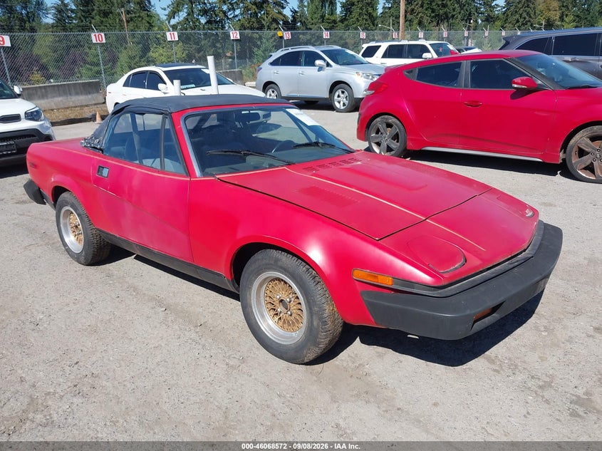 1981 TRIUMPH CAR TR7 auction photo 1