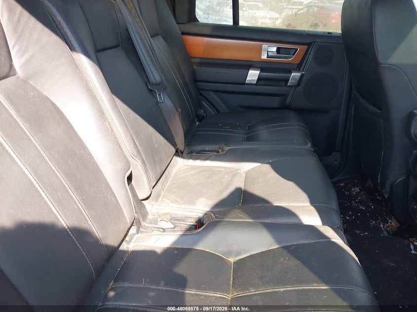 LAND-ROVER LR4 2011 VIN SALAG2D45BA570493
