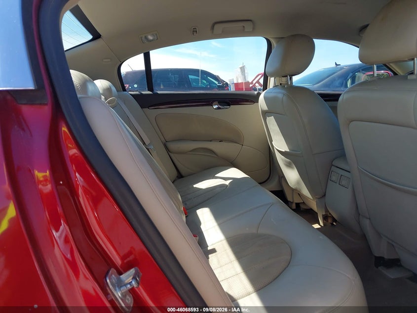 2010 BUICK LUCERNE auction photo 8