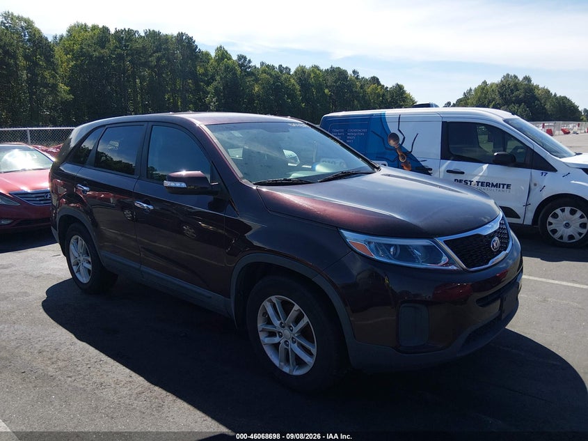 2014 KIA SORENTO auction photo 1
