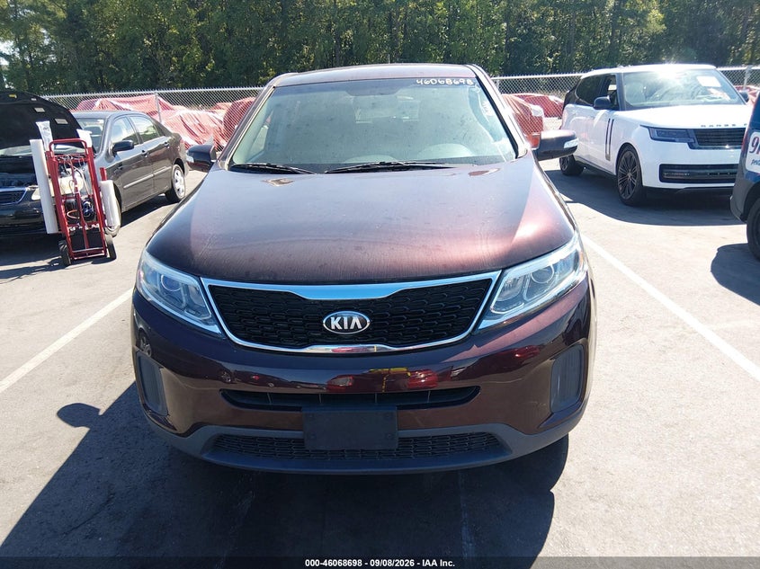 2014 KIA SORENTO auction photo 6