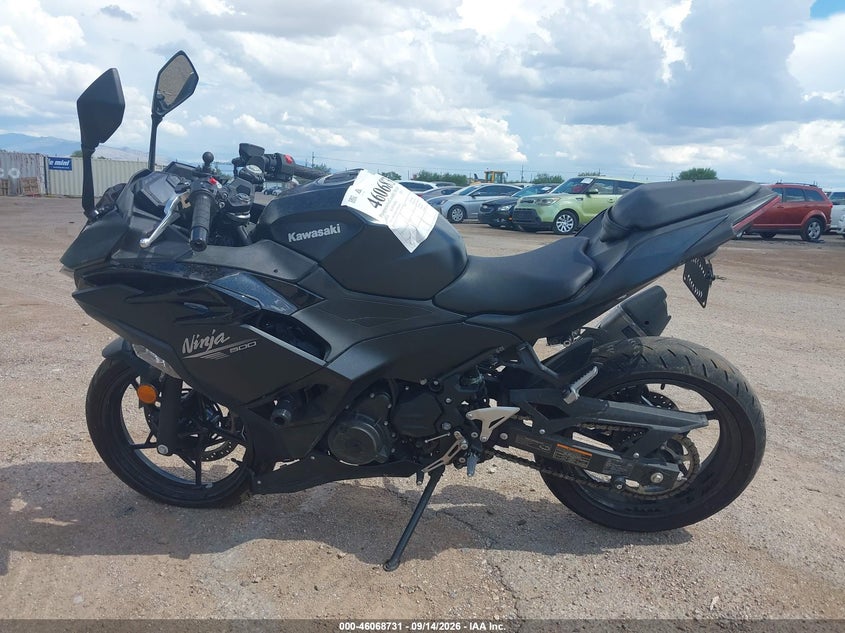 KAWASAKI EX500 2026