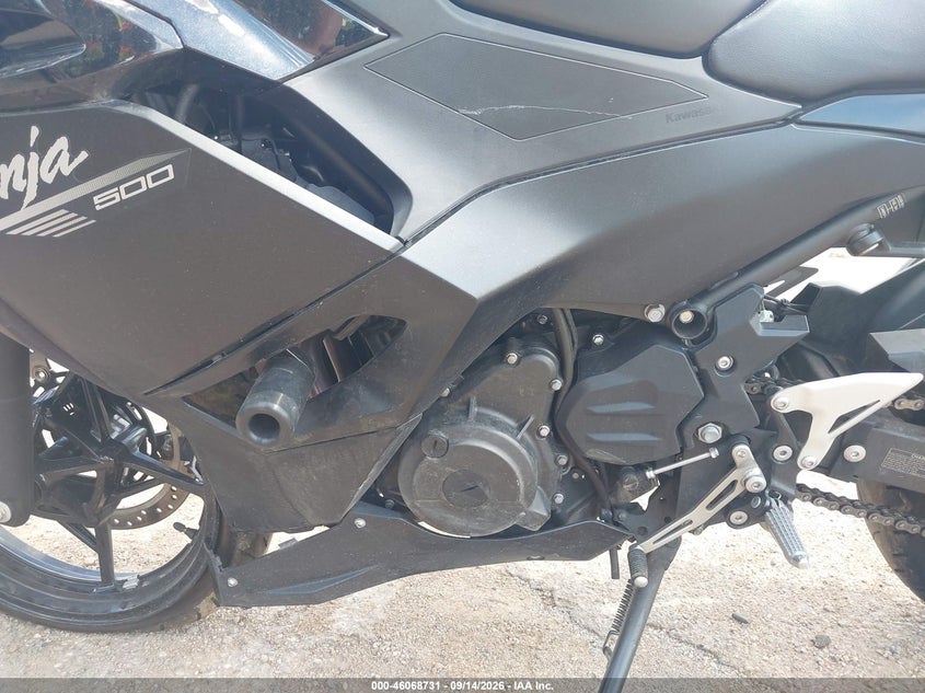 KAWASAKI EX500 2026