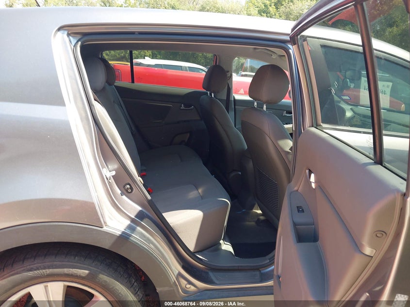2012 KIA SPORTAGE auction photo 8