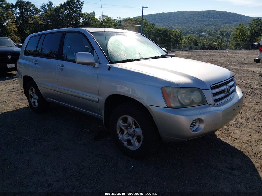 2003 TOYOTA HIGHLANDER auction photo 1