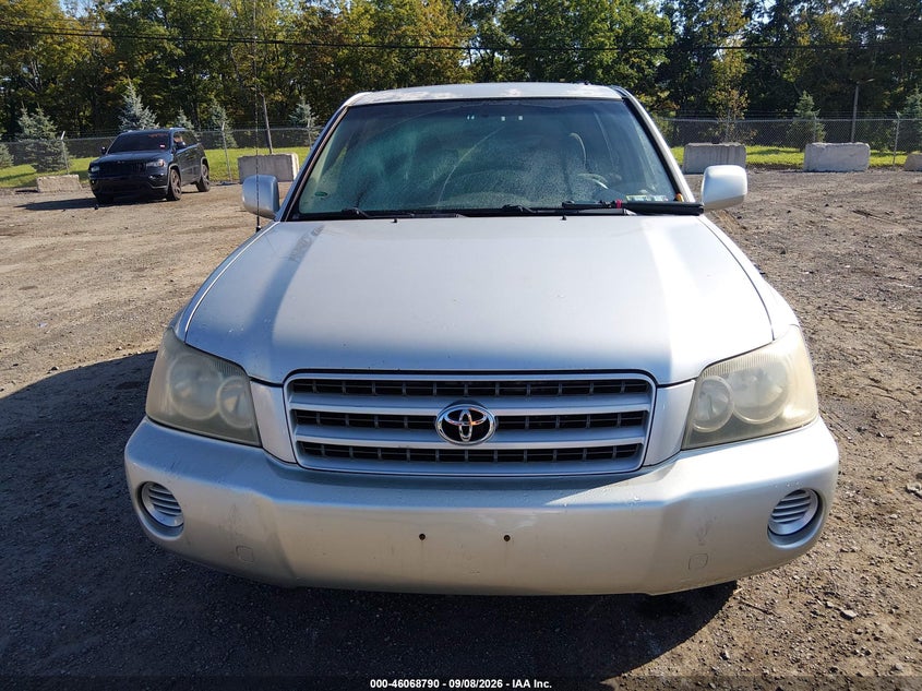 2003 TOYOTA HIGHLANDER auction photo 6