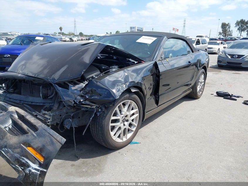 Vin: 1zvbp8ff2d5226982, lot: 46568333, ford mustang gt premium 20132