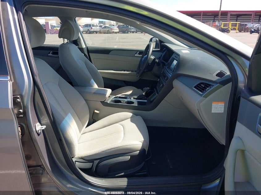 HYUNDAI SONATA HYBRID 2017 VIN KMHE24L36HA065403