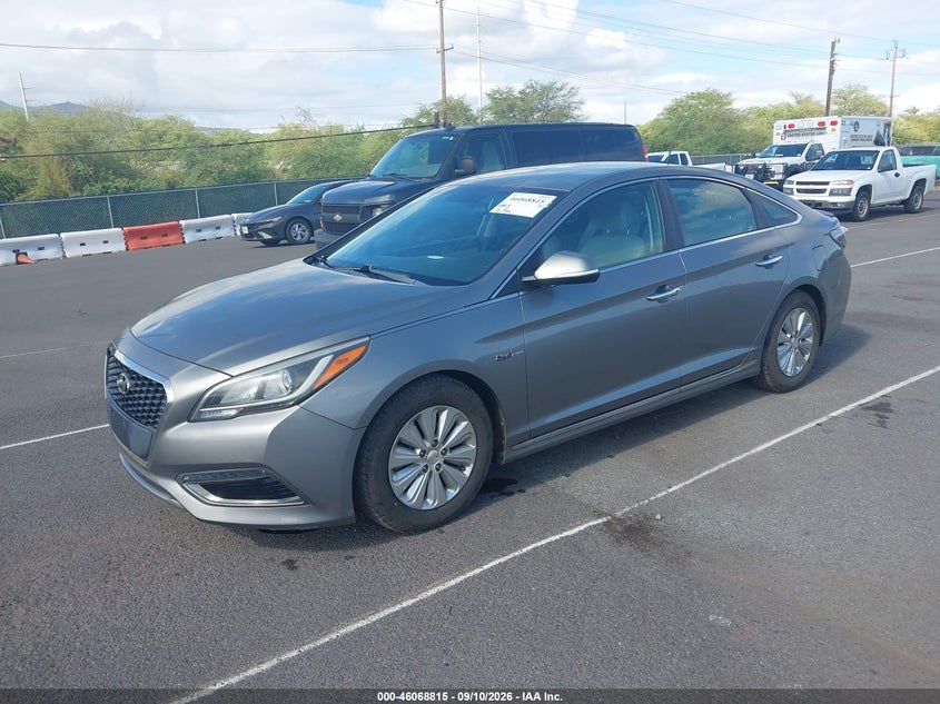 HYUNDAI SONATA HYBRID 2017 VIN KMHE24L36HA065403