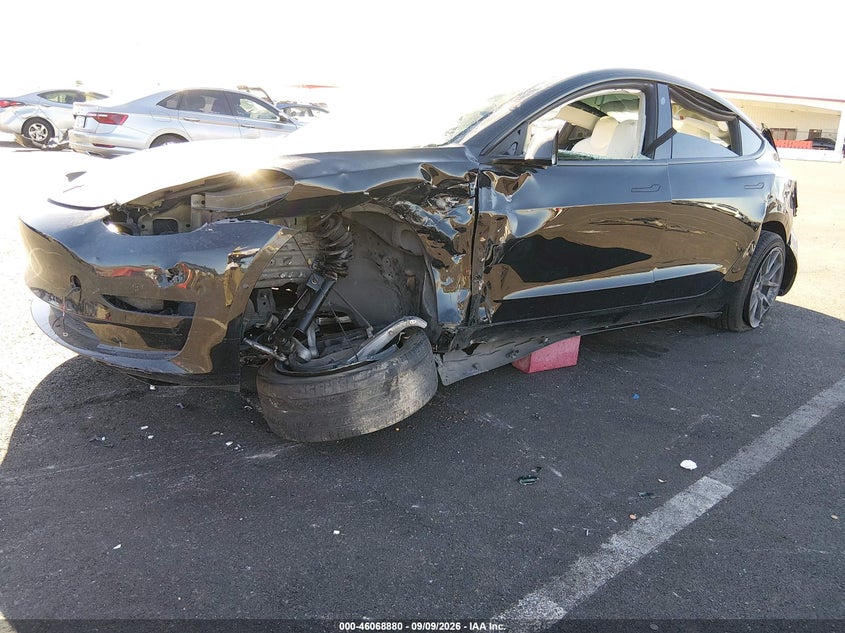Vin: 5yj3e1ea1mf048880, lot: 46568407, tesla model 3 standard range plus rear-wheel drive 20212